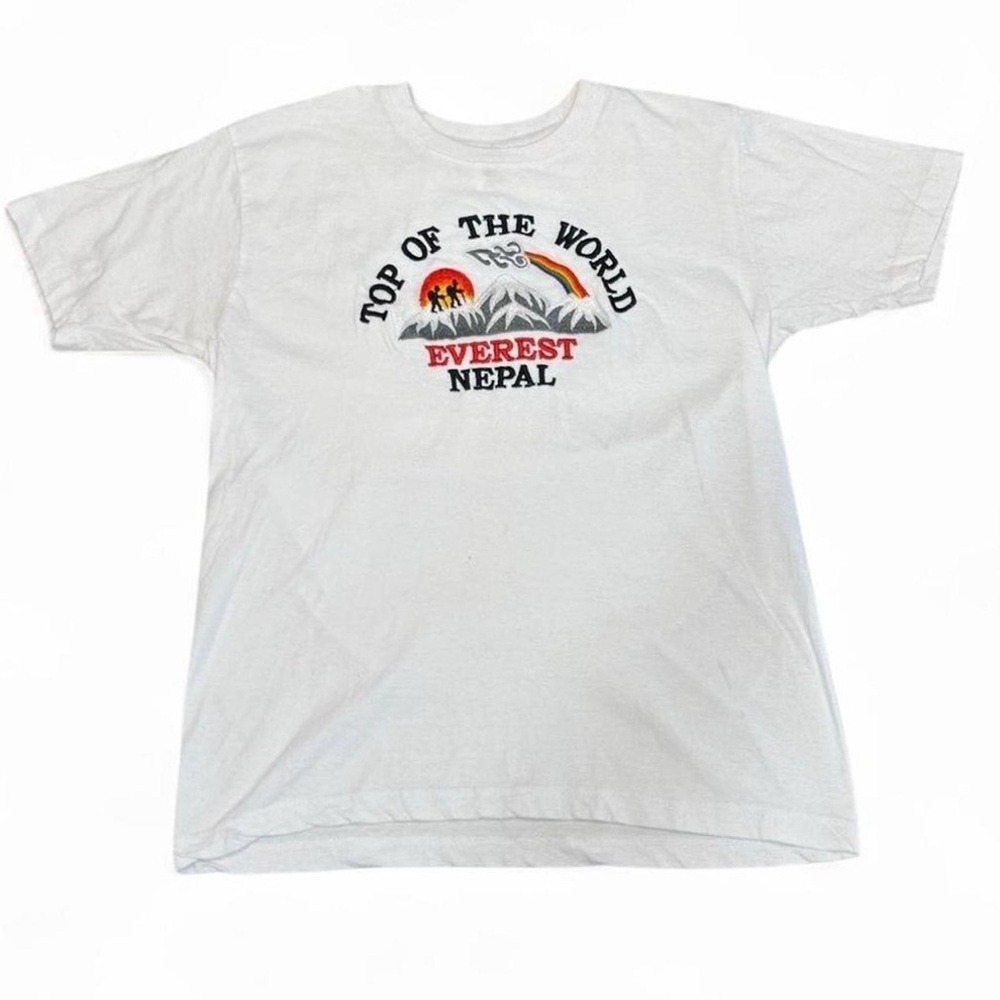 Vintage Shangri-La Top of the World Everest Nepal White T-Shirt Size 40 or Small